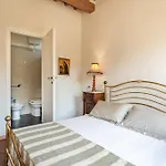 Nyaraló Charming *